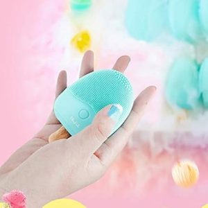 ChillGlow VibeClean Face Brush – Fun & Functional Skincare