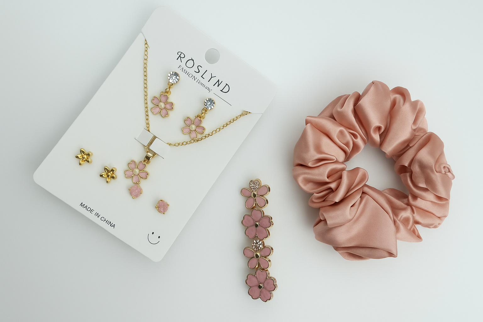 Women’s Fashion Combo Set – Chain, Earrings, Hair Clip & Hand Band